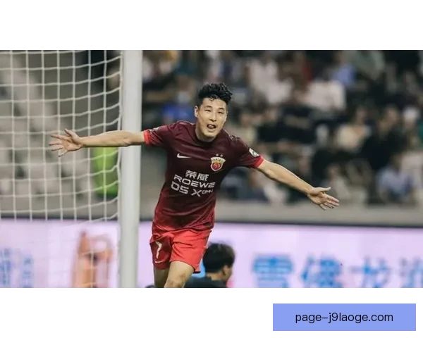 武磊单季三十四球打破中超进球纪录见证本土射手巅峰时刻闪耀历史